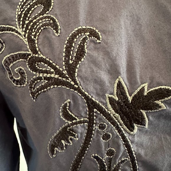 COLLECTIONS Western Vibe Embroidered Shirt - Large - Picture 5 of 10
